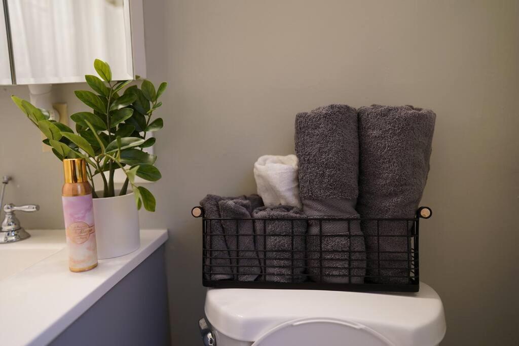 Stylish 1Br Unit W/Free Parking-Walk To Metro Leilighet Washington Eksteriør bilde